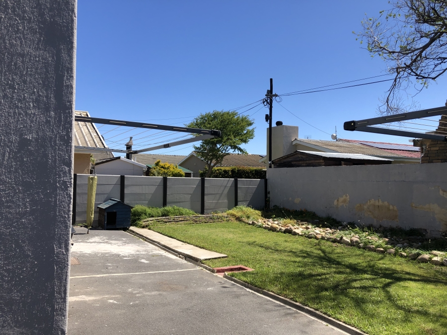 3 Bedroom Property for Sale in Strand North Western Cape